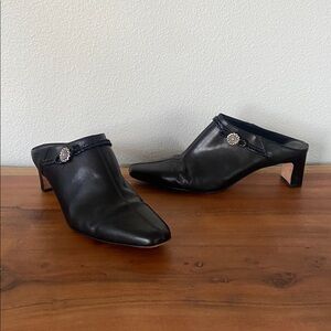 Brighton Twist black leather slip-on mule block heel silver medallion 9.5